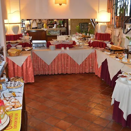 Le Volpaie Hotell 3*